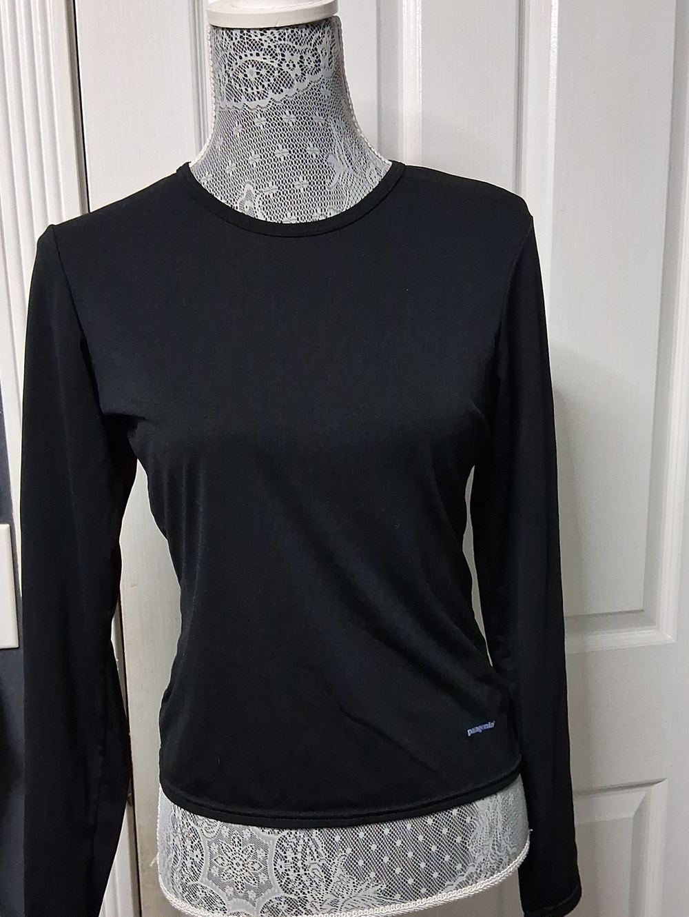 Patagonia Black Long-Sleeve Crew Neck Top